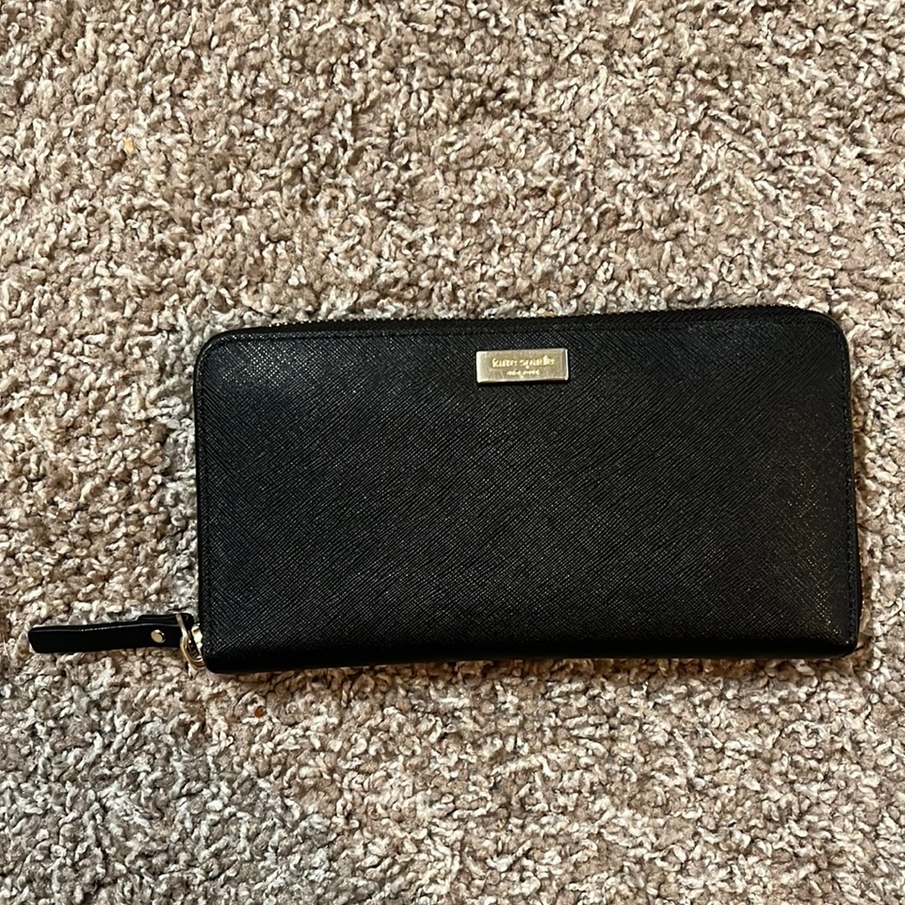 Black Kate Spade Wallet